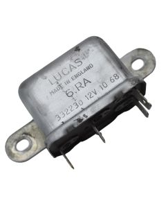 EARLY SS1 H/LAMP & HEATED R/ WINDOW RELAY (UD11806P)