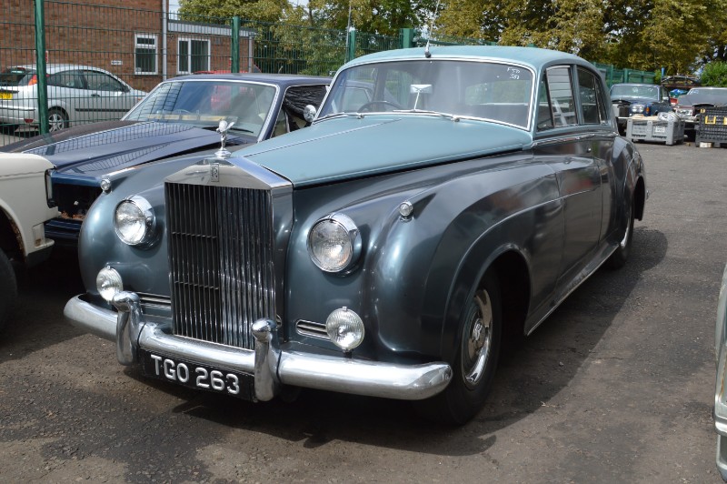 Rolls-Royce Silver Cloud : FSD-381