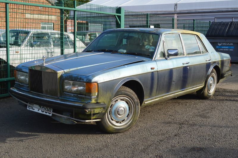 Rolls-Royce Silver Spirit : FSD-523