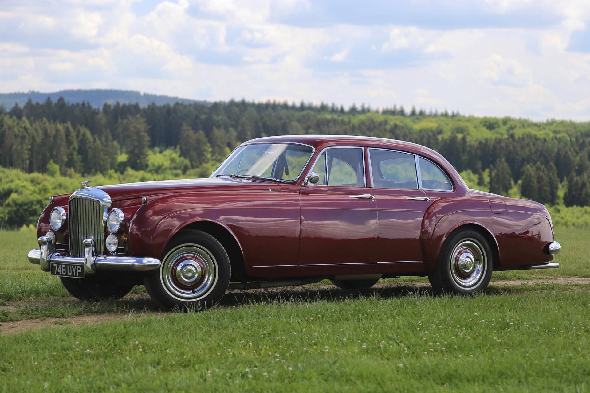 Recycle to Preserve – Rolls-Royce Cloud and Bentley S Type