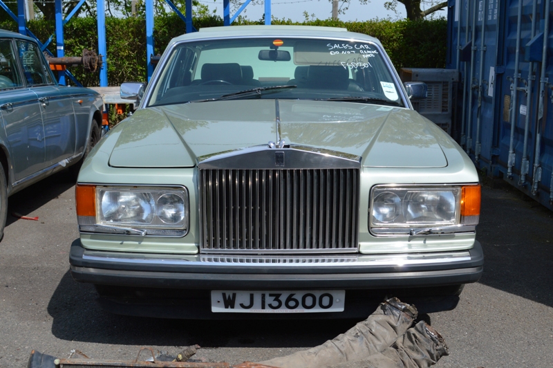 Rolls-Royce Silver Spirit