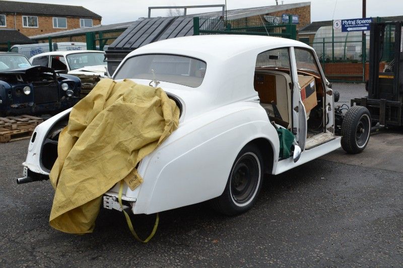 Bentley S2