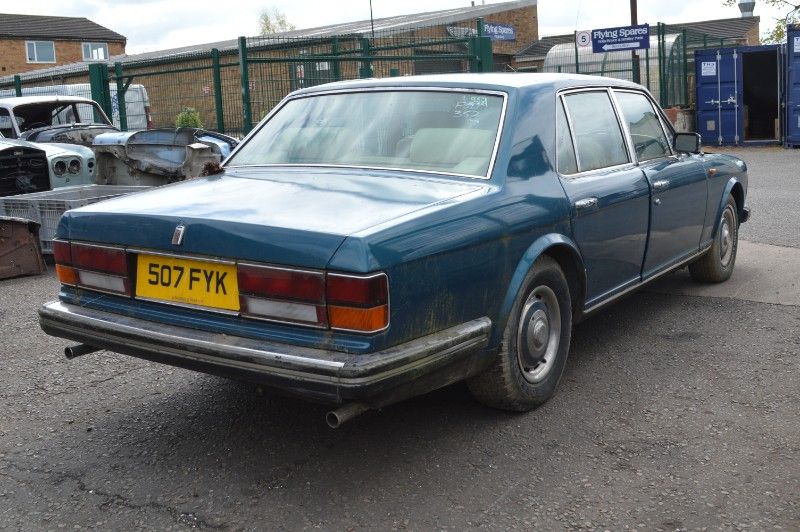 Rolls-Royce Silver Spirit