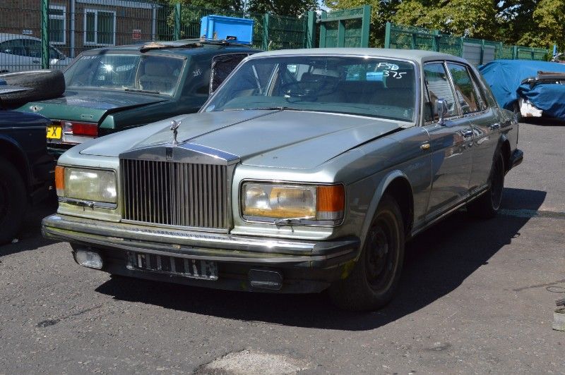 Rolls-Royce Silver Spirit