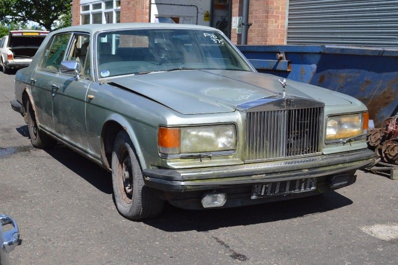 Rolls-Royce Silver Spirit