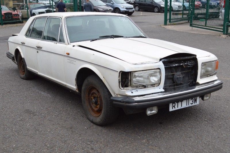 Rolls-Royce Silver Spirit