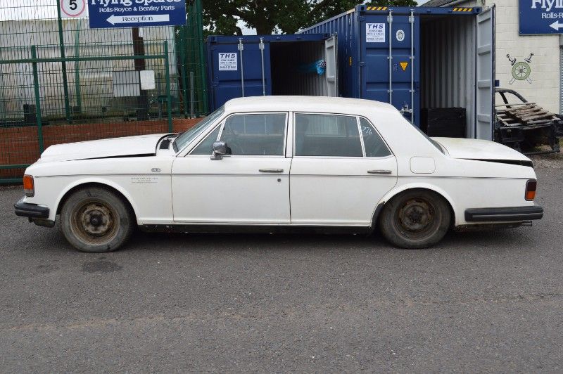 Rolls-Royce Silver Spirit