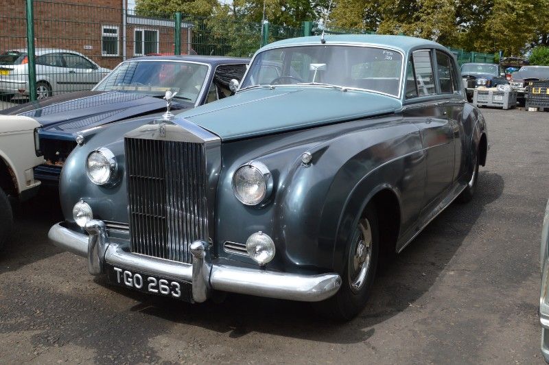 Rolls-Royce Silver Cloud  width=100%