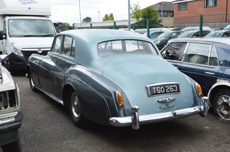 Rolls-Royce Silver Cloud  width=100%