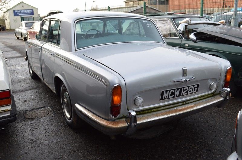 Rolls-Royce Silver Shadow  width=100%