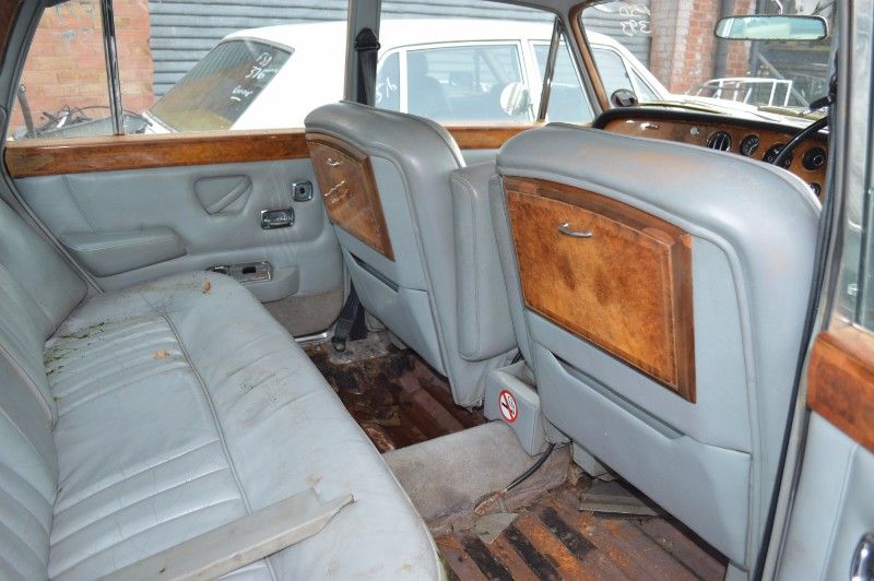 Rolls-Royce Silver Shadow  width=100%