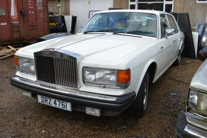 Rolls-Royce Silver Spirit  width=100%