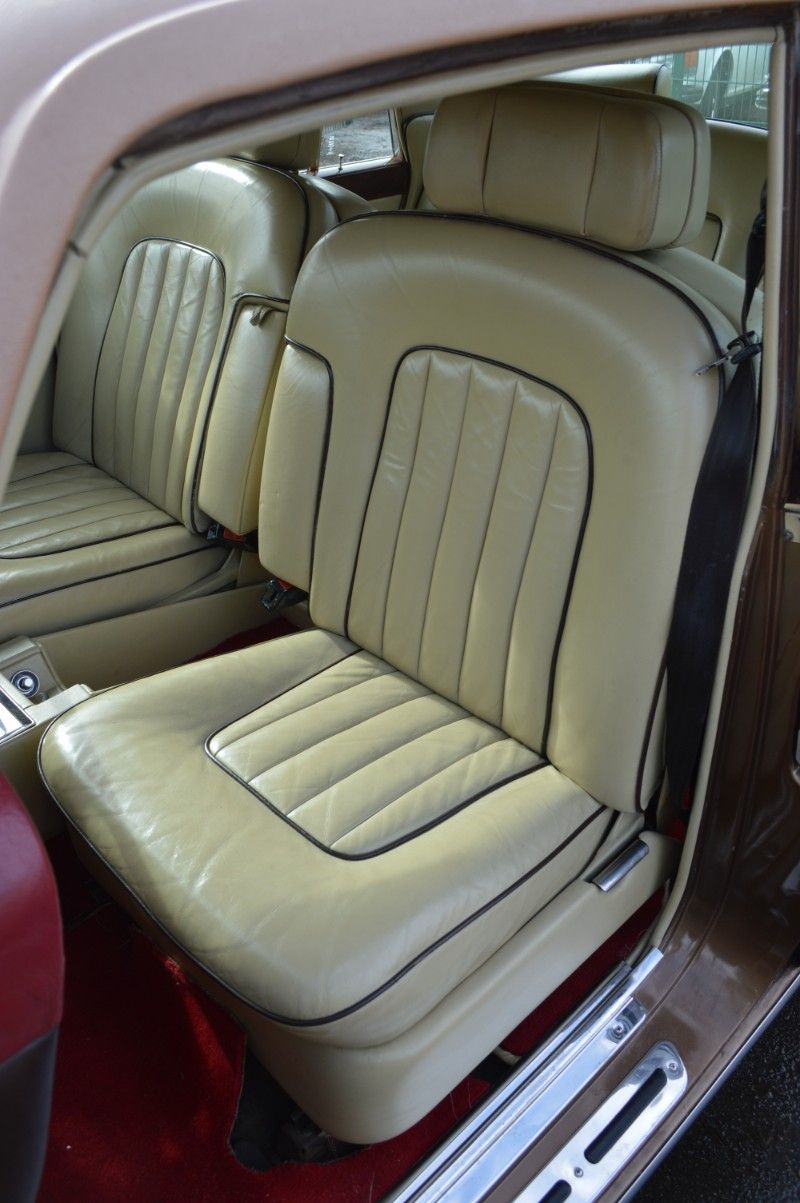 Rolls-Royce Silver Shadow II  width=100%