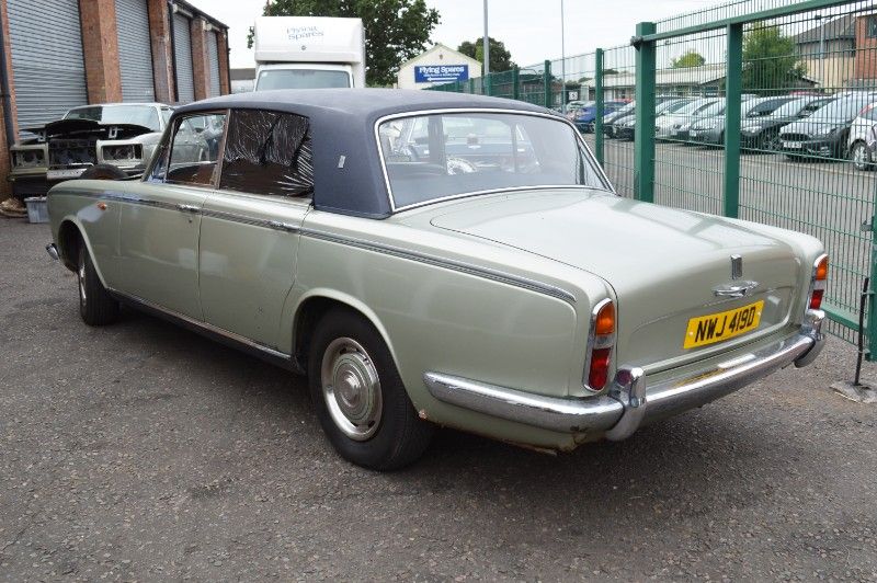 Rolls-Royce Silver Shadow