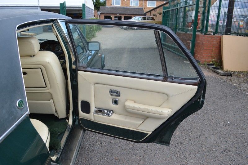 Bentley Mulsanne Turbo LWB