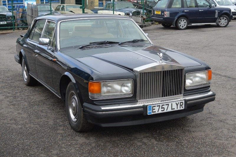 Rolls-Royce Silver Spirit