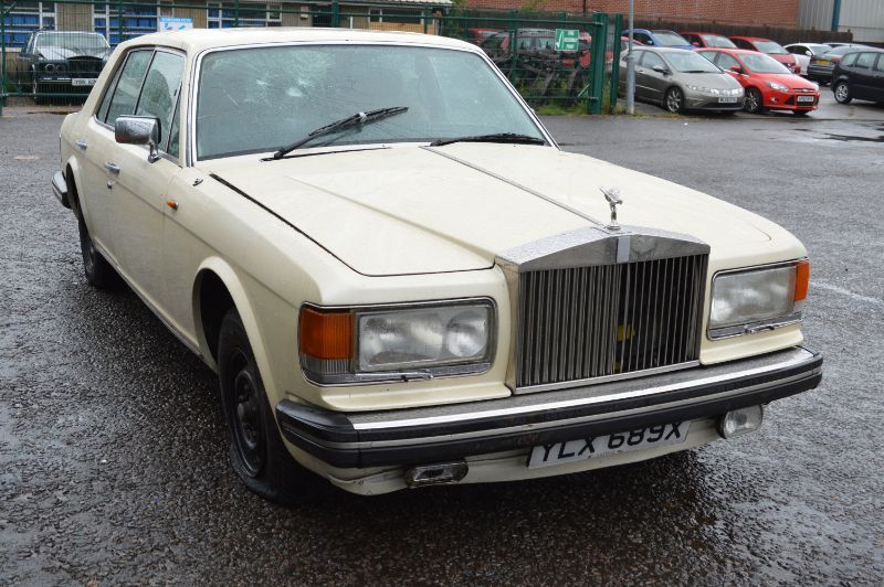 Rolls-Royce Silver Spirit  width=100%