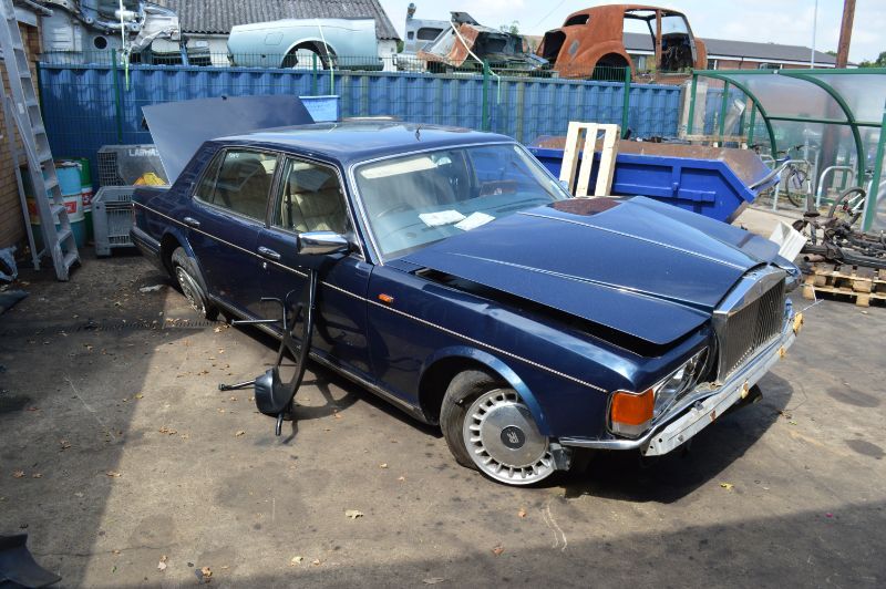 Rolls-Royce Silver Spur  width=100%