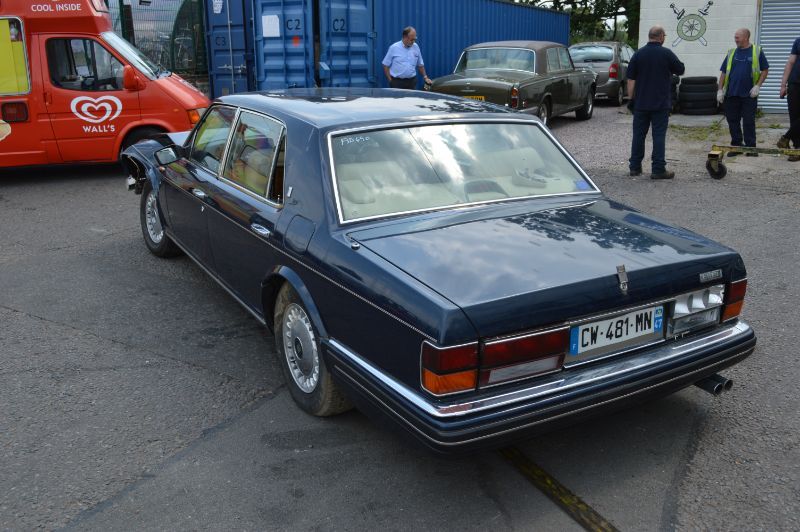 Rolls-Royce Silver Spur  width=100%