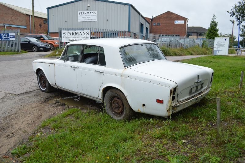 Rolls-Royce Silver Shadow  width=100%