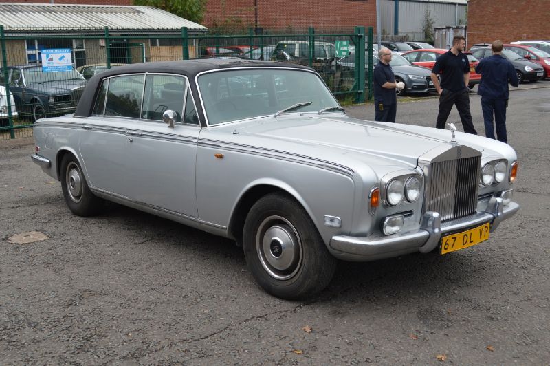 Rolls-Royce Silver Shadow LWB  width=100%