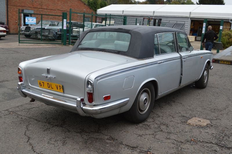 Rolls-Royce Silver Shadow LWB  width=100%