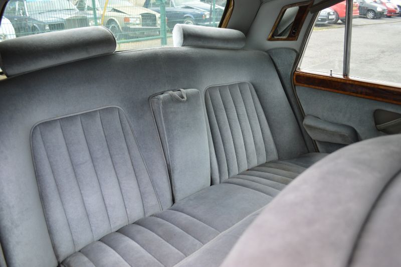 Rolls-Royce Silver Shadow LWB  width=100%