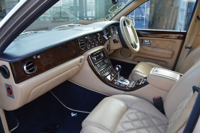 Bentley Arnage T  width=100%