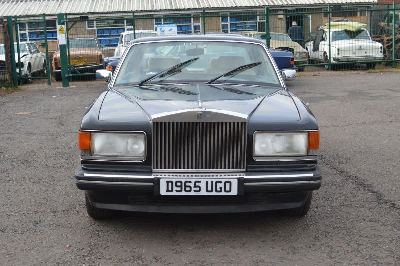 Rolls-Royce Silver Spirit  width=100%