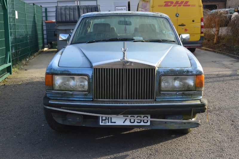 Rolls-Royce Silver Spirit  width=100%